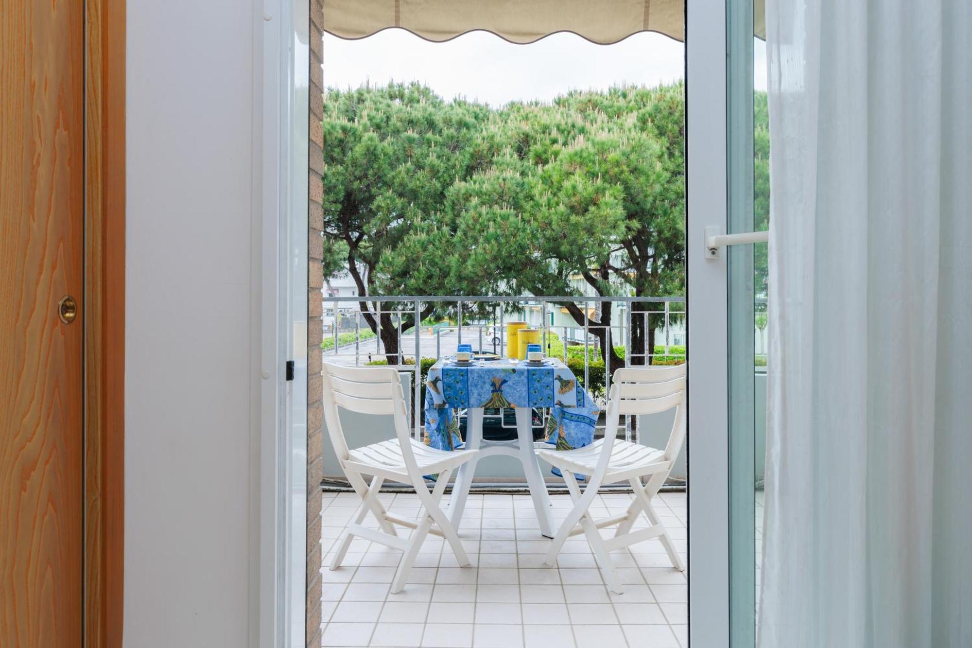 Jesolo Beach! Fronte Mare - Piscina Park E Posto Spiaggia Inclusi Esterno foto